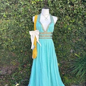 ✨Vintage maxi Adrianna Papell halter style dress